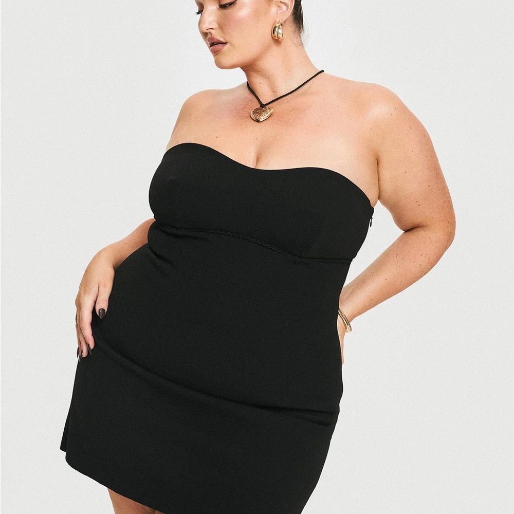 Princess Polly Simple Sweetheart Black Strapless Mini Dress